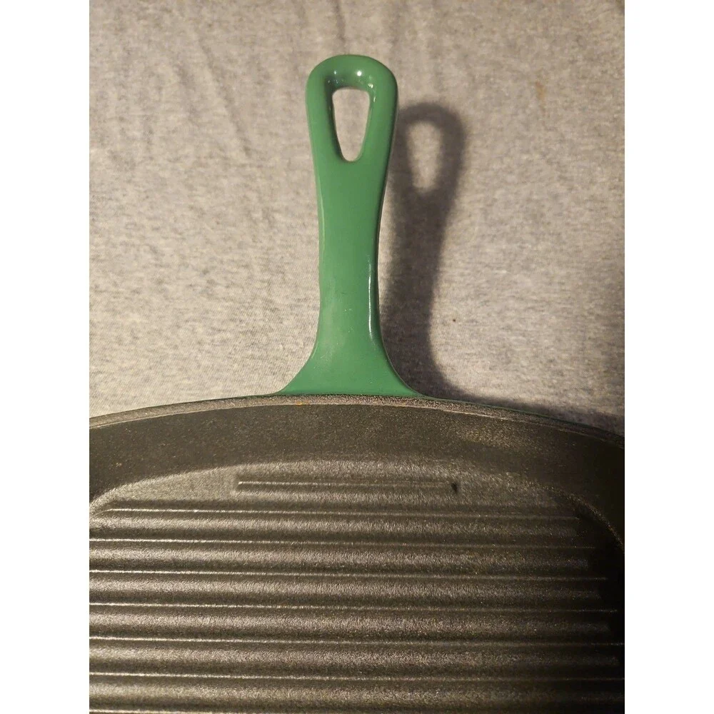 Never Used Cuisinart GreenEnamel 9 1/4